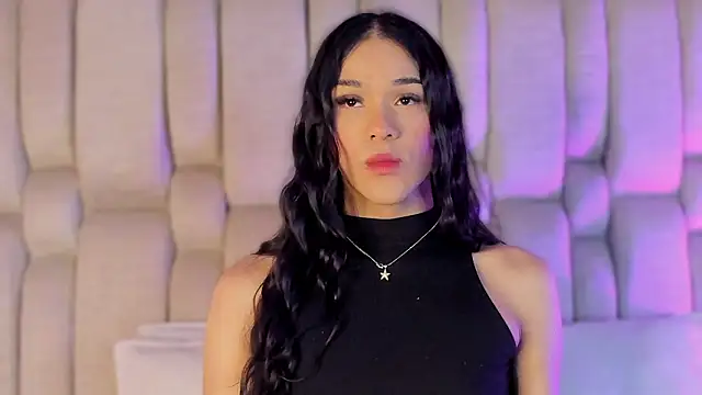 Isa Little Star online show from March 13, 3:55 am