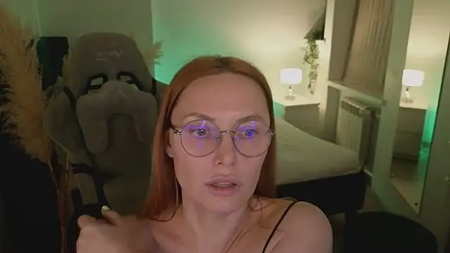 Snapshot of Love_Call chatting on February 22, 11:46 am Love Call online show from February 22, 11:46 am