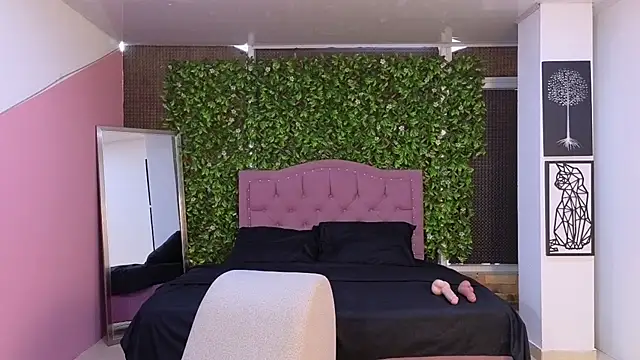 mei sweetcat online show from March 21, 4:40 pm