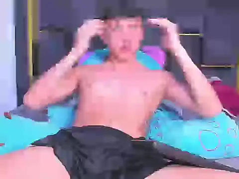 Snapshot of rome_hard chatting on February 9, 11:03 pm rome hard online show from February 9, 11:03 pm