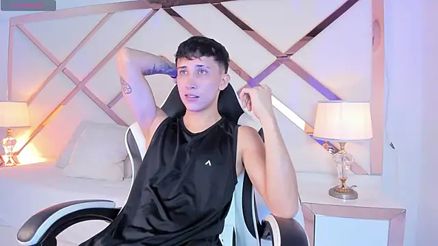 Snapshot of rome_hard chatting on January 19, 12:42 pm rome hard online show from January 19, 12:42 pm