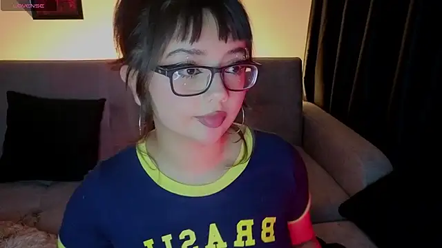 missy taylor  online show from November 13, 10:24 pm