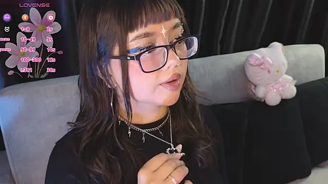 missy taylor  online show from February 22, 8:43 pm