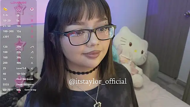 missy taylor  online show from July 17, 11:02 pm