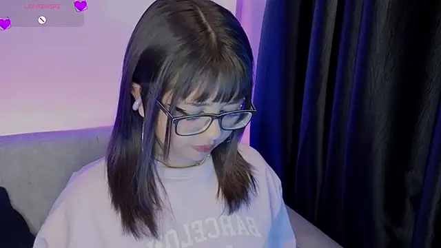 missy taylor  online show from December 2, 11:17 pm