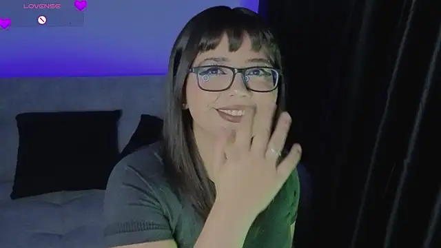 missy taylor  online show from November 24, 9:15 pm