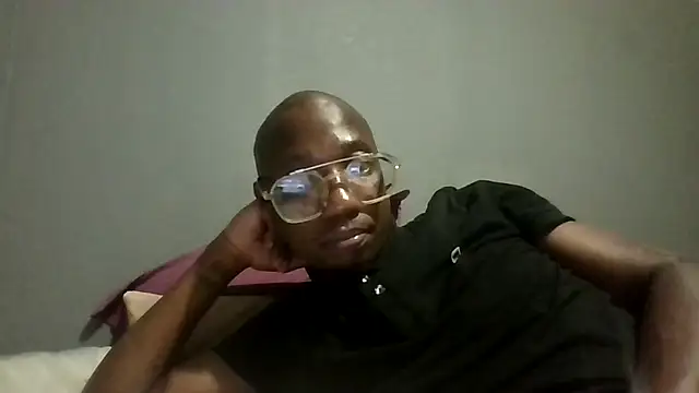 TheeRealShow online show from March 1, 1:27 am