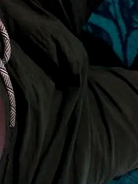 TheeRealShow online show from December 4, 8:30 pm