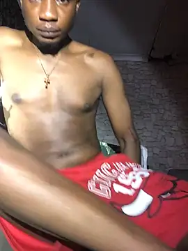 TheeRealShow online show from December 6, 8:34 pm