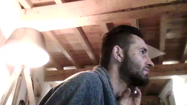 Bigkisslove online show from February 8, 5:16 am