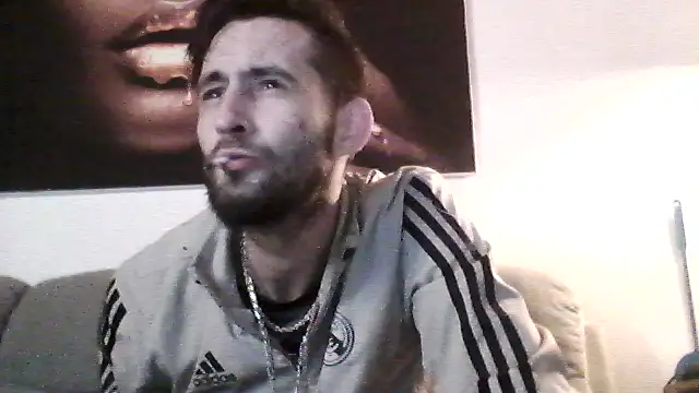 Bigkisslove online show from February 10, 12:42 am