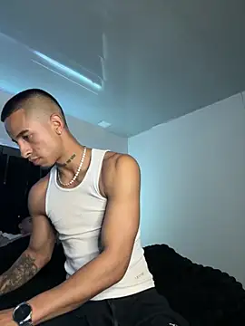 CJ 579 online show from March 23, 1:28 am