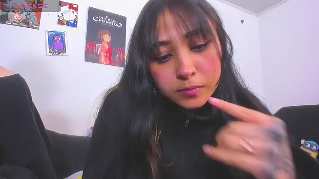 Snapshot of Hot_Teens69 chatting on September 10, 2:21 am Hot Teens69 online show from September 10, 2:21 am