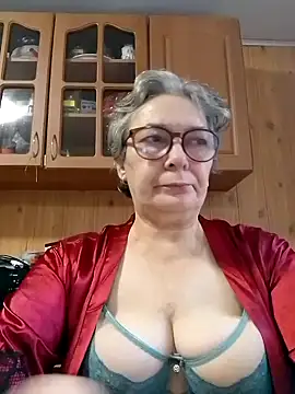 Snapshot of IrinaSweet54 chatting on October 21, 6:57 am IrinaSweet54 online show from October 21, 6:57 am