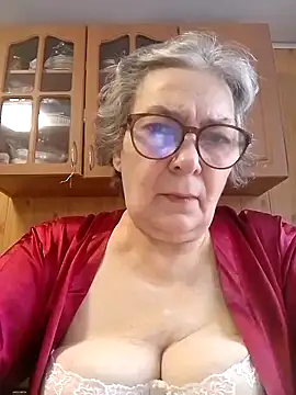 IrinaSweet54 online show from February 6, 7:26 am