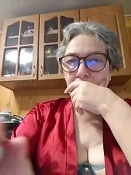 Snapshot of IrinaSweet54 chatting on October 20, 6:59 am IrinaSweet54 online show from October 20, 6:59 am