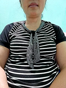 Snapshot of Lovepussyhair chatting on February 22, 9:27 pm Lovepussyhair online show from February 22, 9:27 pm