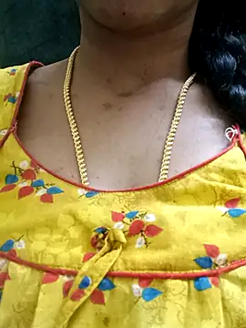 Snapshot of Ambika01 chatting on September 16, 1:23 pm Ambika01 online show from September 16, 1:23 pm