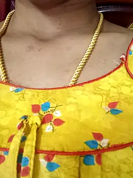 Snapshot of Ambika01 chatting on November 5, 4:15 am Ambika01 online show from November 5, 4:15 am