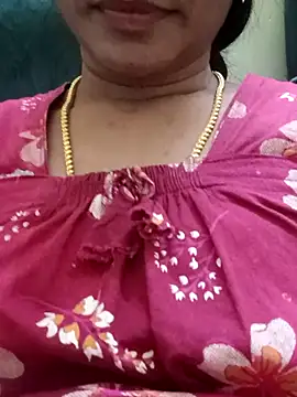 Snapshot of Ambika01 chatting on December 14, 12:55 pm Ambika01 online show from December 14, 12:55 pm