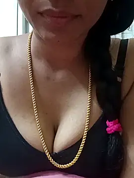 Snapshot of Ambika01 chatting on October 25, 5:17 am Ambika01 online show from October 25, 5:17 am