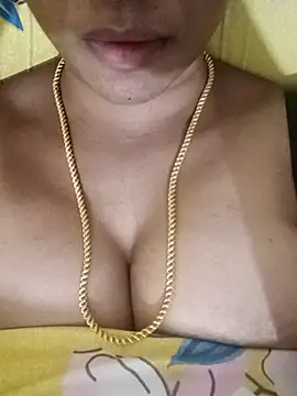 Snapshot of Ambika01 chatting on February 7, 6:35 am Ambika01 online show from February 7, 6:35 am