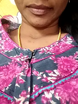 Snapshot of Ambika01 chatting on November 12, 1:15 pm Ambika01 online show from November 12, 1:15 pm