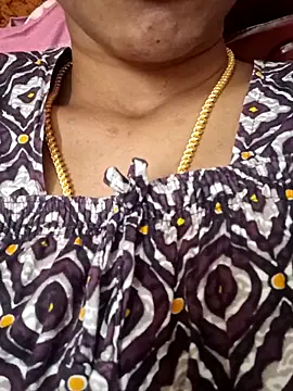 Snapshot of Ambika01 chatting on November 6, 4:38 am Ambika01 online show from November 6, 4:38 am