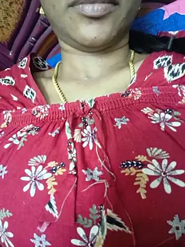 Snapshot of Ambika01 chatting on May 31, 1:50 pm Ambika01 online show from May 31, 1:50 pm