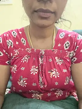 Snapshot of Ambika01 chatting on July 3, 9:49 am Ambika01 online show from July 3, 9:49 am