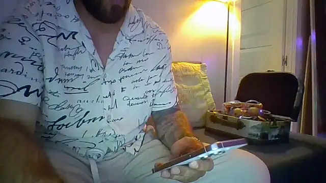 bobotatto online show from June 15, 12:01 am