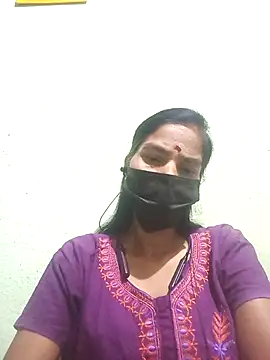 Snapshot of anusiya01 chatting on September 14, 2:06 pm anusiya01 online show from September 14, 2:06 pm