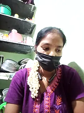 Snapshot of anusiya01 chatting on March 12, 6:43 pm anusiya01 online show from March 12, 6:43 pm