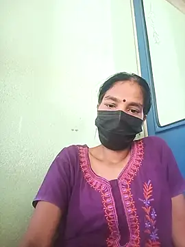 Snapshot of anusiya01 chatting on September 15, 5:30 am anusiya01 online show from September 15, 5:30 am