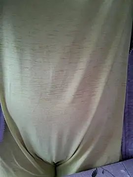 Snapshot of princess_katey chatting on October 15, 7:16 am princess katey online show from October 15, 7:16 am