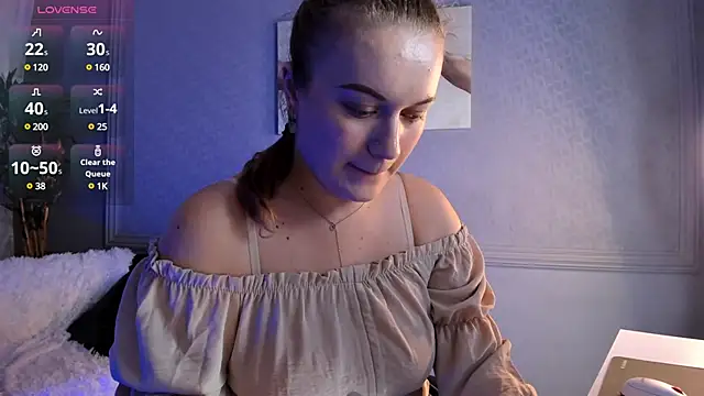 Ariell Margot  online show from March 18, 3:12 pm