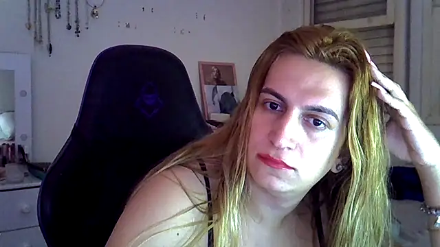 luizacandy online show from July 13, 9:47 pm