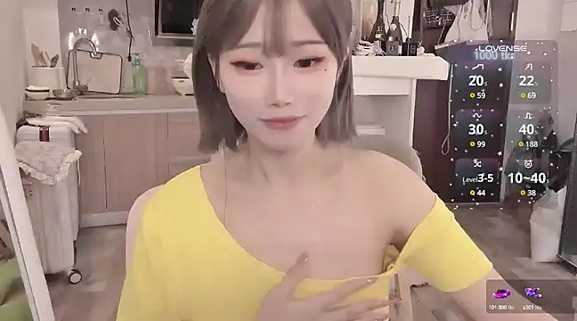 -XunMengLong- online show from March 15, 9:49 pm