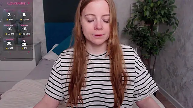 JennyyHot online show from February 15, 6:25 am