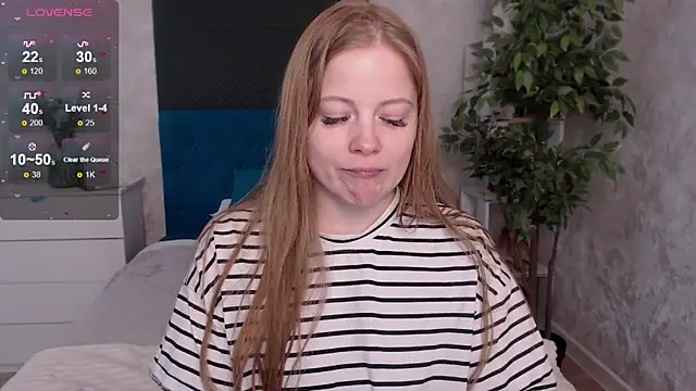 JennyyHot online show from February 8, 8:23 am