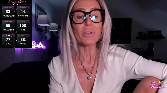 VelvetBarbie online show from February 25, 7:25 pm