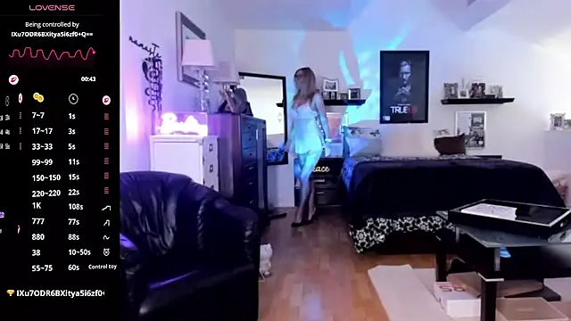 VelvetBarbie online show from March 13, 8:36 pm