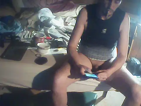 HOTMENVERYHOT online show from June 4, 9:19 pm