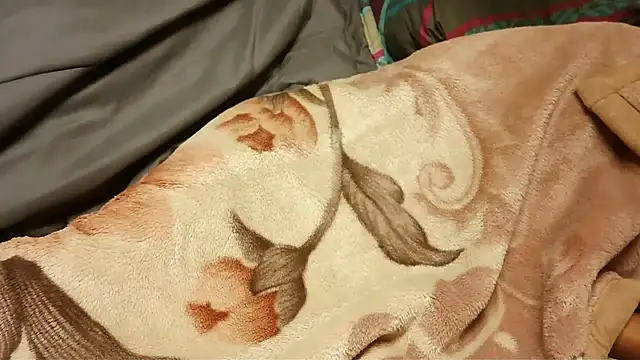 Snapshot of RGTM75 chatting on November 16, 7:35 am RGTM75 online show from November 16, 7:35 am