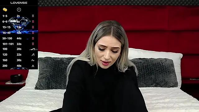 MinnieMe online show from October 22, 7:35 pm