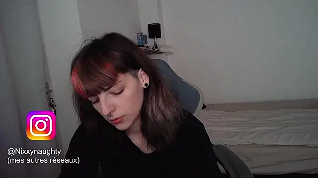 Nixxy naughty online show from February 16, 10:44 pm
