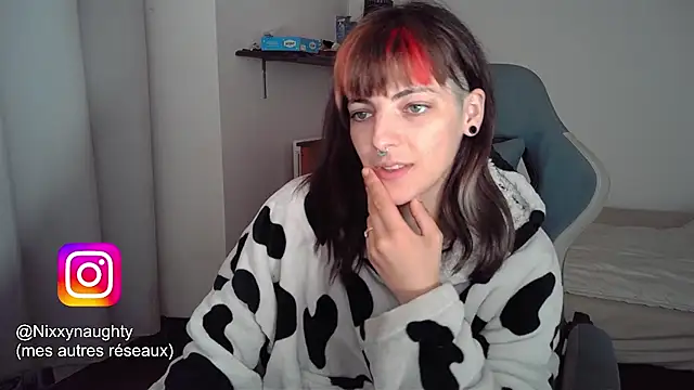 Nixxy naughty online show from February 11, 7:38 pm