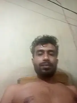 Snapshot of MDROBEL007 chatting on March 3, 3:35 am MDROBEL007 online show from March 3, 3:35 am