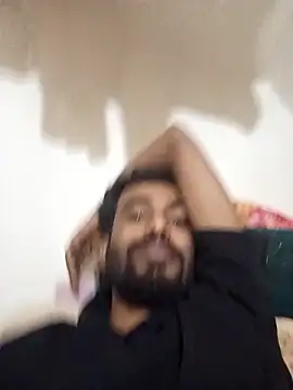 Snapshot of MDROBEL007 chatting on February 3, 2:44 pm MDROBEL007 online show from February 3, 2:44 pm