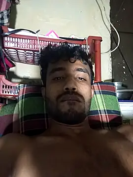 Snapshot of MDROBEL007 chatting on February 18, 8:05 pm MDROBEL007 online show from February 18, 8:05 pm